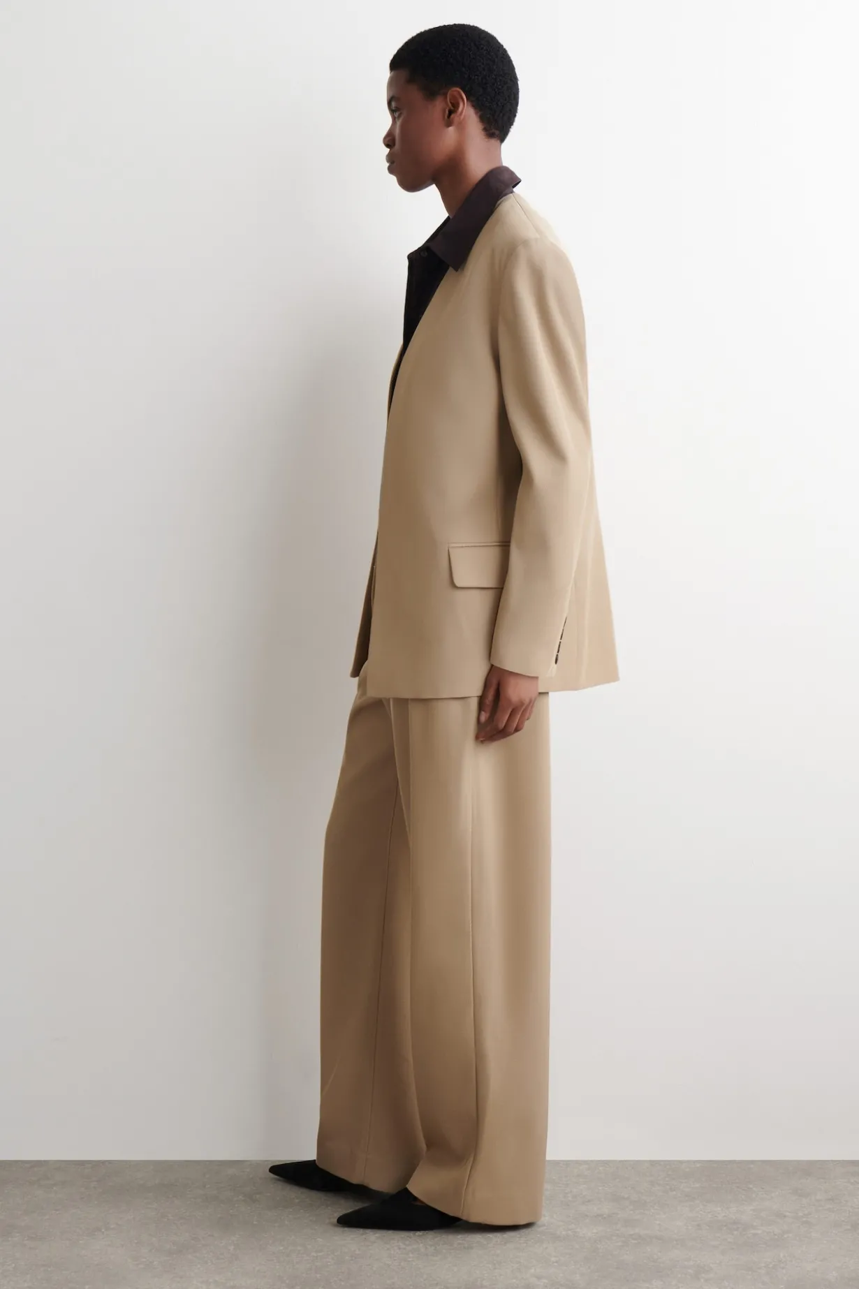 HOSE AUS TWILL MIT GERADEM BEIN