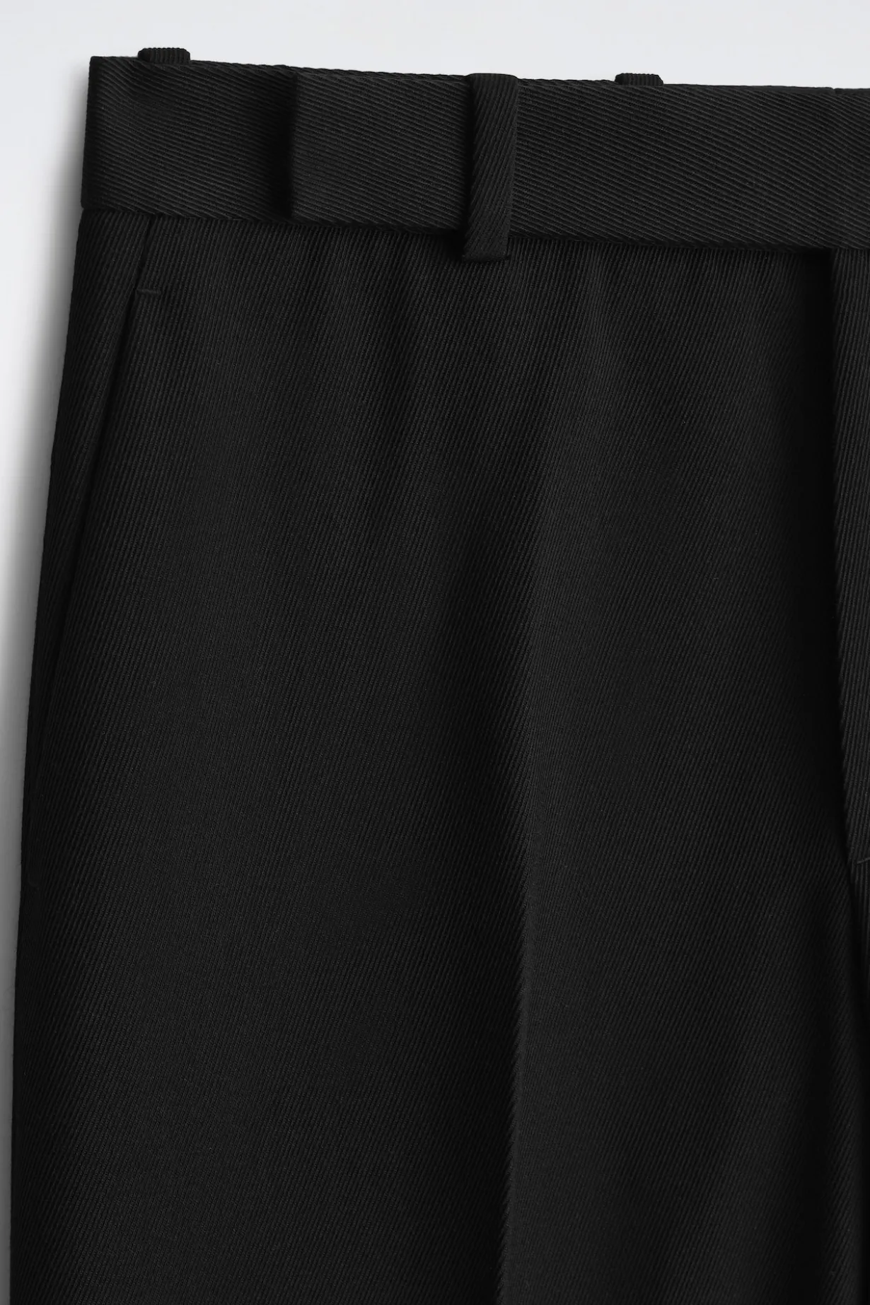 HOSE AUS WOLL-MIX MIT GERADEM BEIN