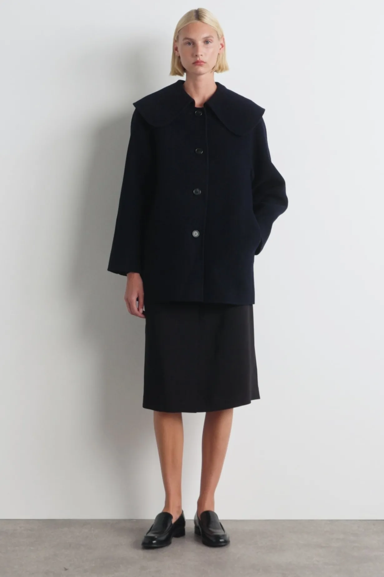 JACKE AUS DOUBLEFACE-WOLLE MIT KRAGEN