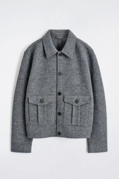 JACKE AUS GEKOCHTER WOLLE