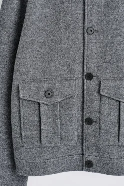JACKE AUS GEKOCHTER WOLLE