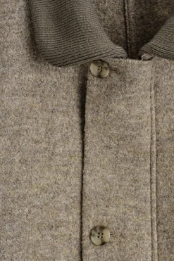 JACKE AUS KOCHWOLLE MIT GERIPPTEM KRAGEN
