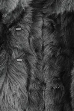 JACKE AUS SHEARLING MIT STEHKRAGEN