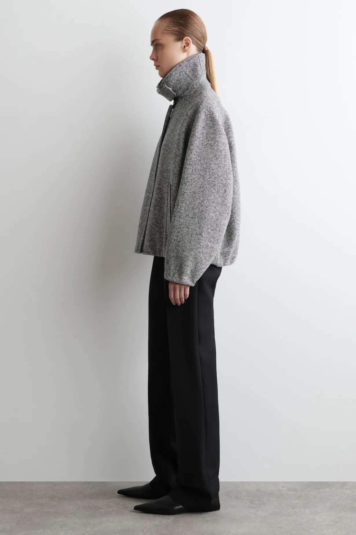 JACKE AUS WOLL-TWEED MIT KRAGEN