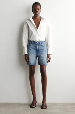 JEANSSHORTS MIT HOHEM BUND