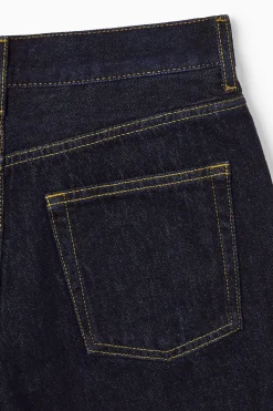 JEANSSHORTS MIT HOHEM BUND