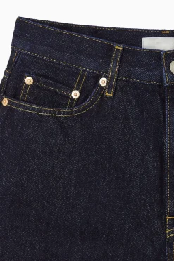 JEANSSHORTS MIT HOHEM BUND