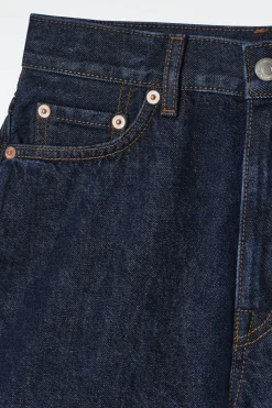 JEANSSHORTS MIT HOHEM BUND