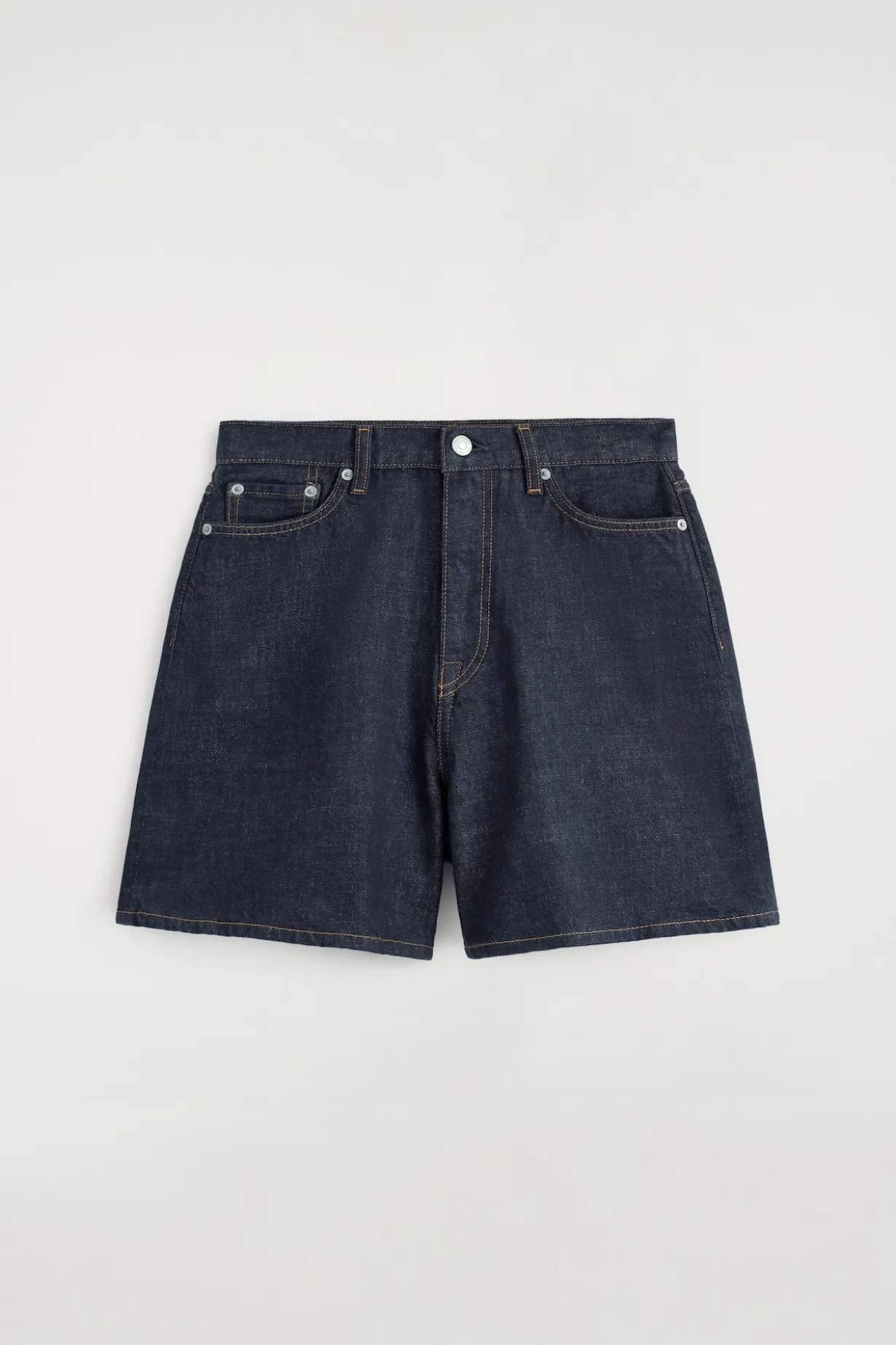 JEANSSHORTS MIT HOHEM BUND
