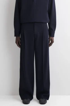 JERSEYHOSE MIT OVERSIZED-PASSFORM UND WEITEM BEIN