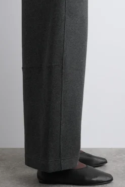 JOGGINGHOSE AUS BAUMWOLLE MIT WEITEM BEIN