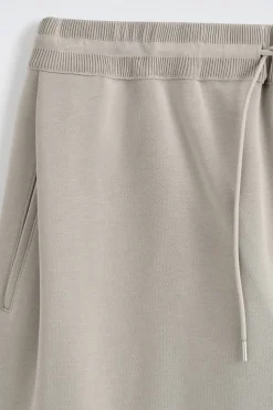 JOGGINGHOSE AUS BAUMWOLL-PIQUÉ MIT BARREL-BEIN