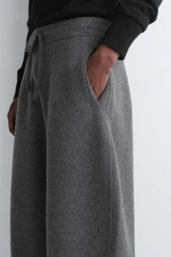 JOGGINGHOSE AUS MERINOWOLLE MIT BARREL-BEIN