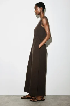 JUMPSUIT AUS SEERSUCKER MIT WEITEM BEIN