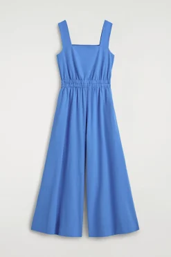 JUMPSUIT AUS SEERSUCKER MIT WEITEM BEIN
