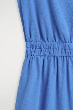 JUMPSUIT AUS SEERSUCKER MIT WEITEM BEIN