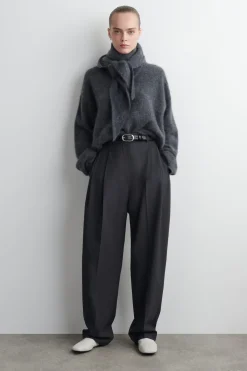 KASCHMIRPULLOVER MIT RUNDHALSAUSSCHNITT