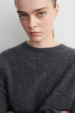 KASCHMIRPULLOVER MIT RUNDHALSAUSSCHNITT