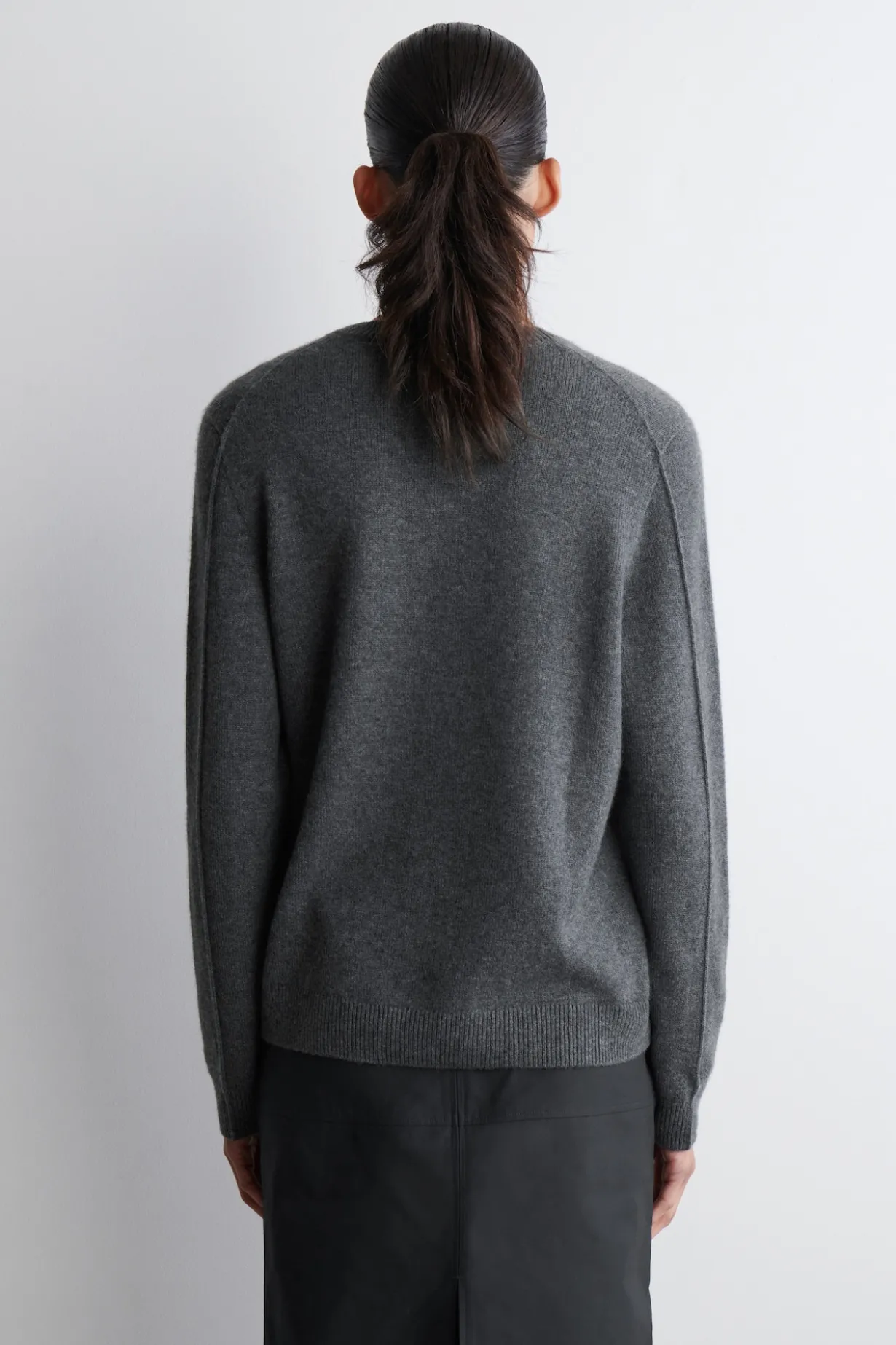 KASCHMIRPULLOVER MIT RUNDHALSAUSSCHNITT