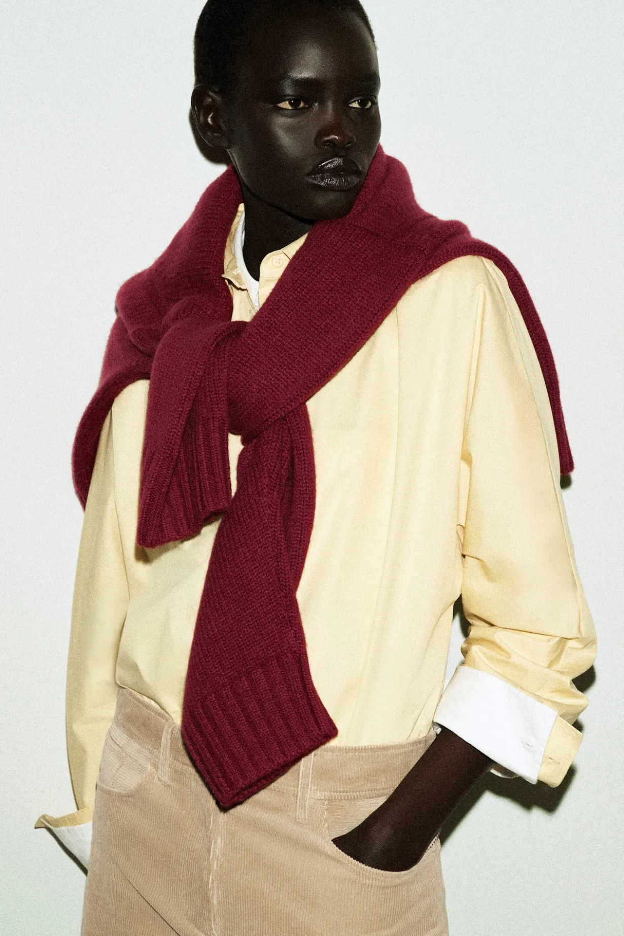 KASCHMIRPULLOVER MIT TRICHTERKRAGEN