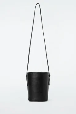 KLEINE BEUTELTASCHE - LEDER