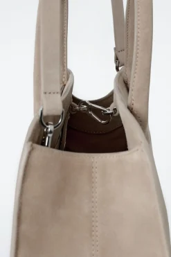 KLEINE STUDIO BOWLINGTASCHE - VELOURSLEDER