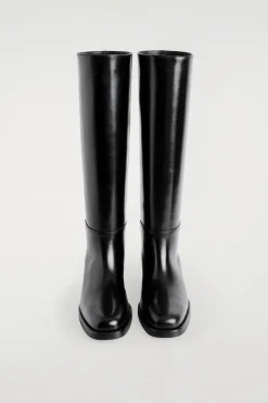 KNIEHOHE LEDERSTIEFEL