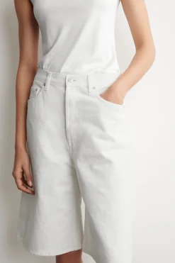 KNIELANGE JEANSSHORTS