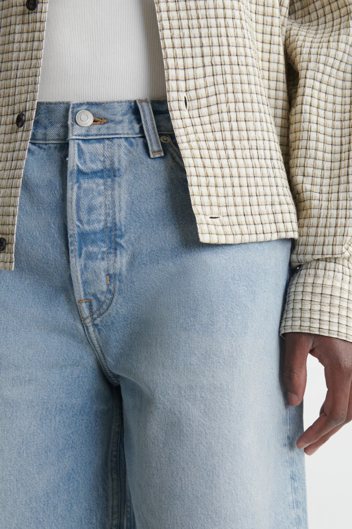 KNIELANGE JEANSSHORTS