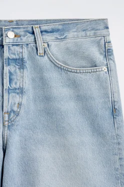 KNIELANGE JEANSSHORTS