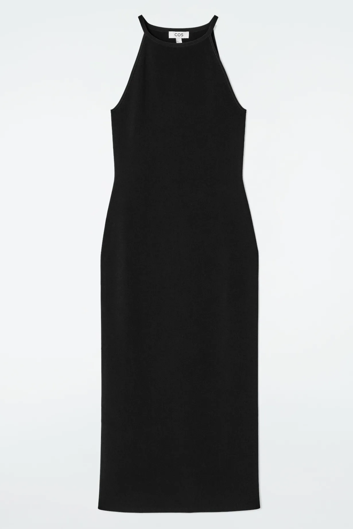 KONTURIERTES STRICKKLEID IN MIDILÄNGE