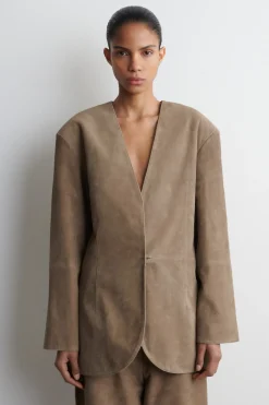 KRAGENLOSER BLAZER AUS VELOURSLEDER