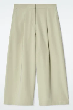 KÜRZERE HOSE MIT WEITEM BEIN