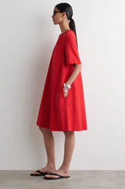 KURZES T-SHIRT-KLEID IN A-LINIE
