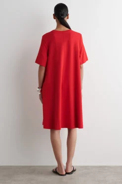 KURZES T-SHIRT-KLEID IN A-LINIE