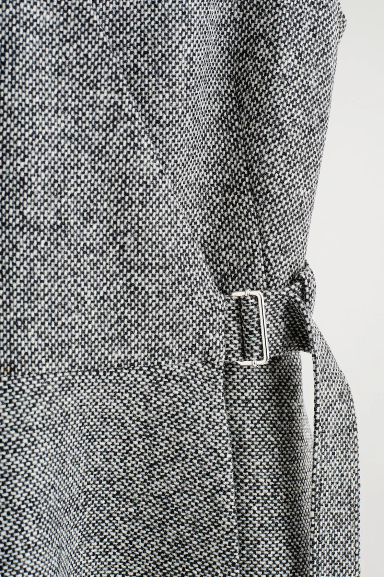 KURZES WICKELKLEID AUS TWEED
