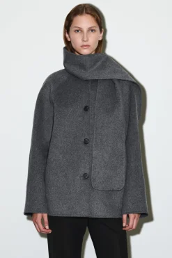 KURZJACKE AUS DOUBLEFACE-WOLLE MIT SCHAL