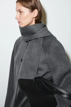 KURZJACKE AUS DOUBLEFACE-WOLLE MIT SCHAL