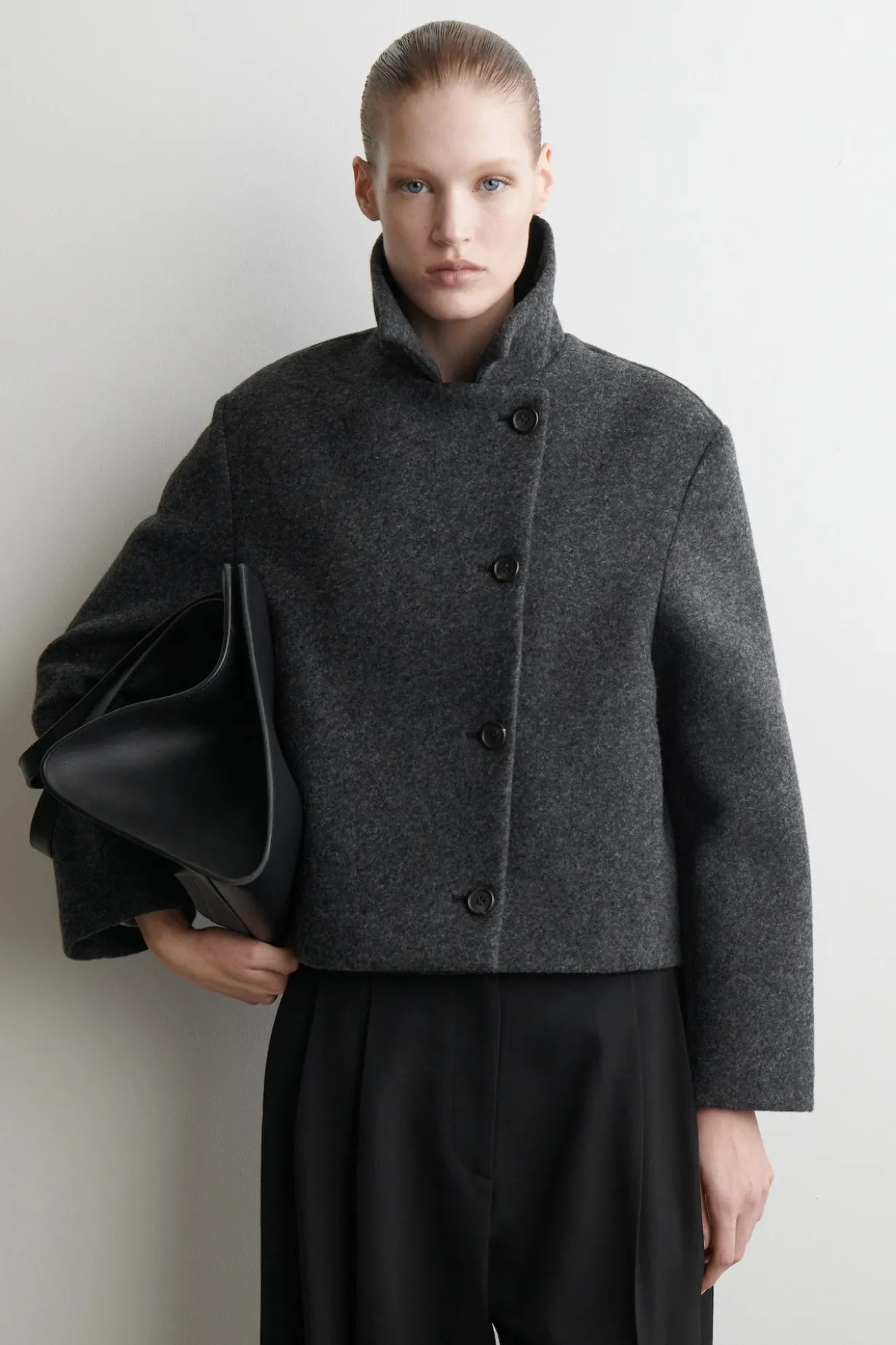 KURZJACKE AUS GEKOCHTEM WOLL-MIX