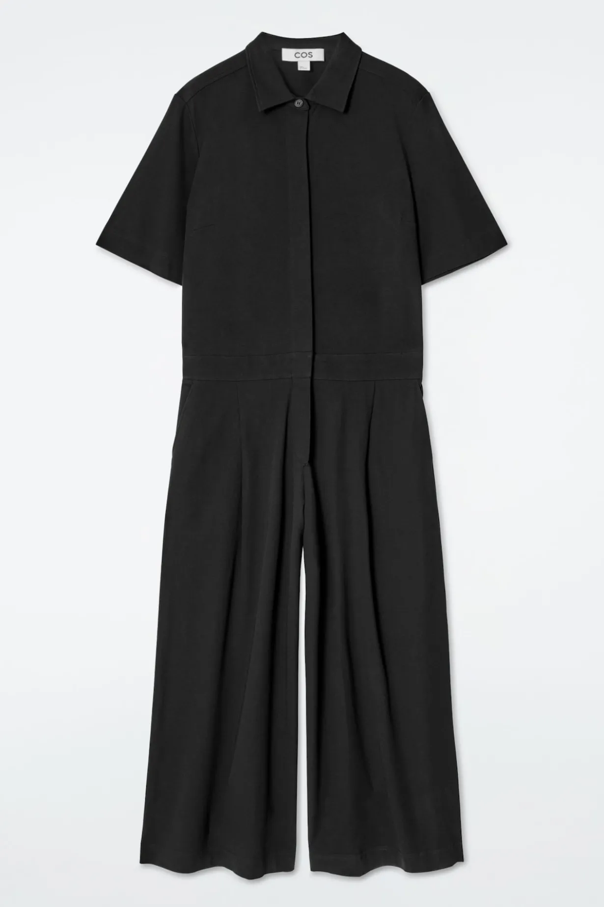 KURZÄRMLIGER JUMPSUIT