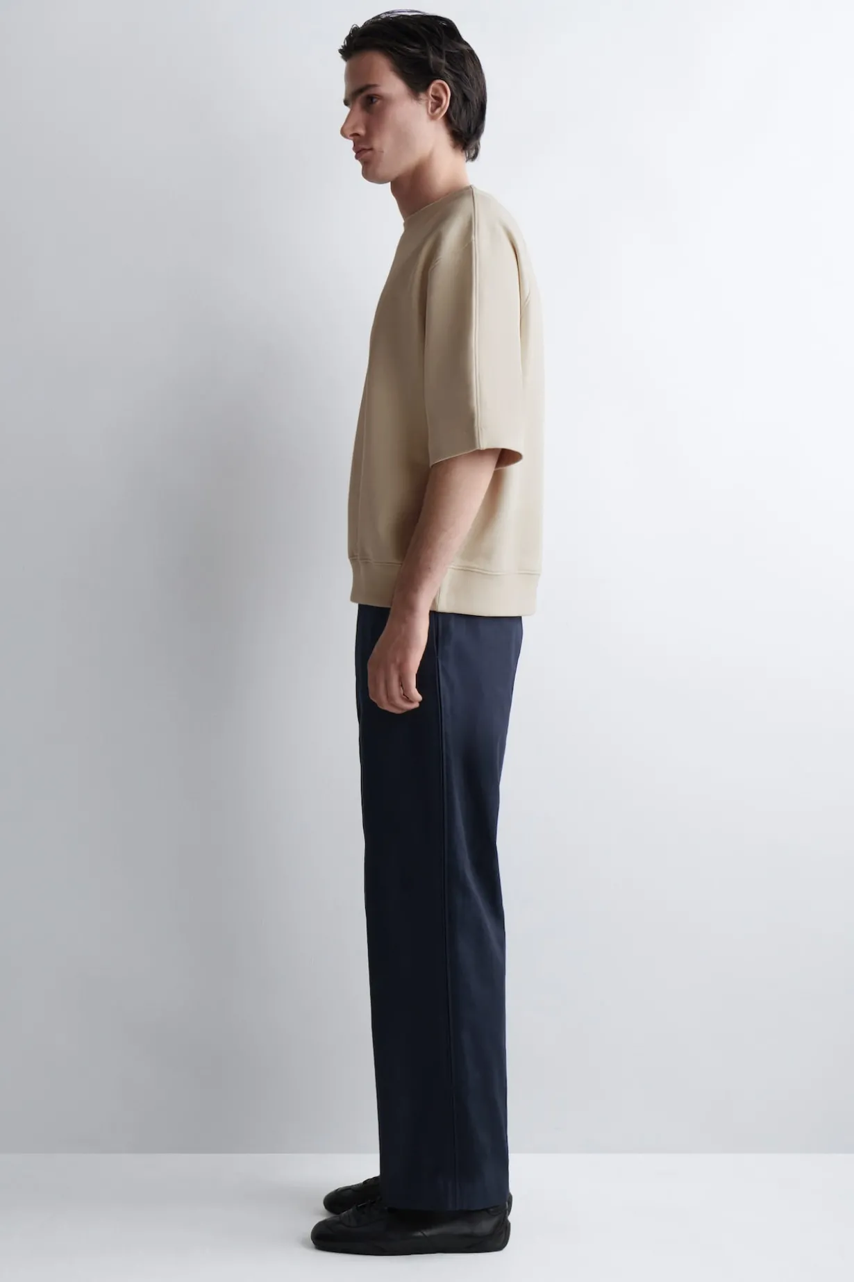 KURZÄRMLIGES OVERSIZED-SWEATSHIRT AUS BAUMWOLLE