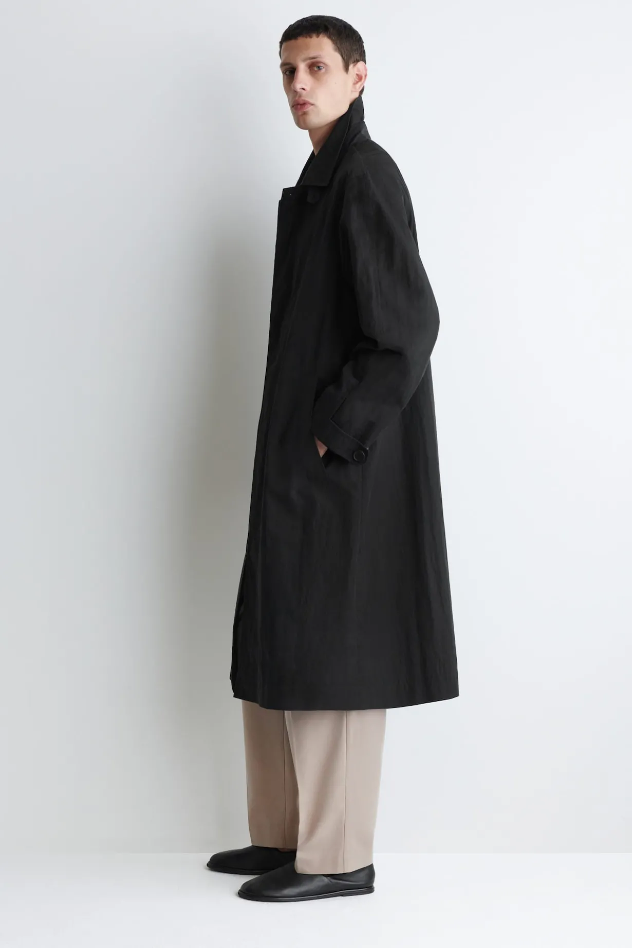 LANGER TRENCHCOAT AUS BAUMWOLLE