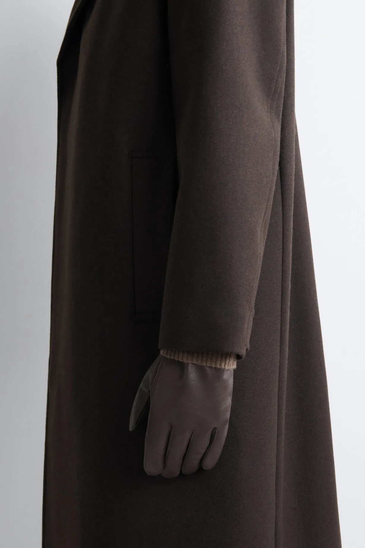 LEDERHANDSCHUHE MIT KASCHMIRFUTTER UND STEPPNÄHTEN
