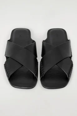 LEDERSANDALEN MIT KREUZRIEMEN