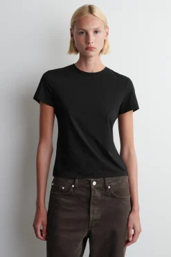 LEICHT VERKÜRZTES T-SHIRT