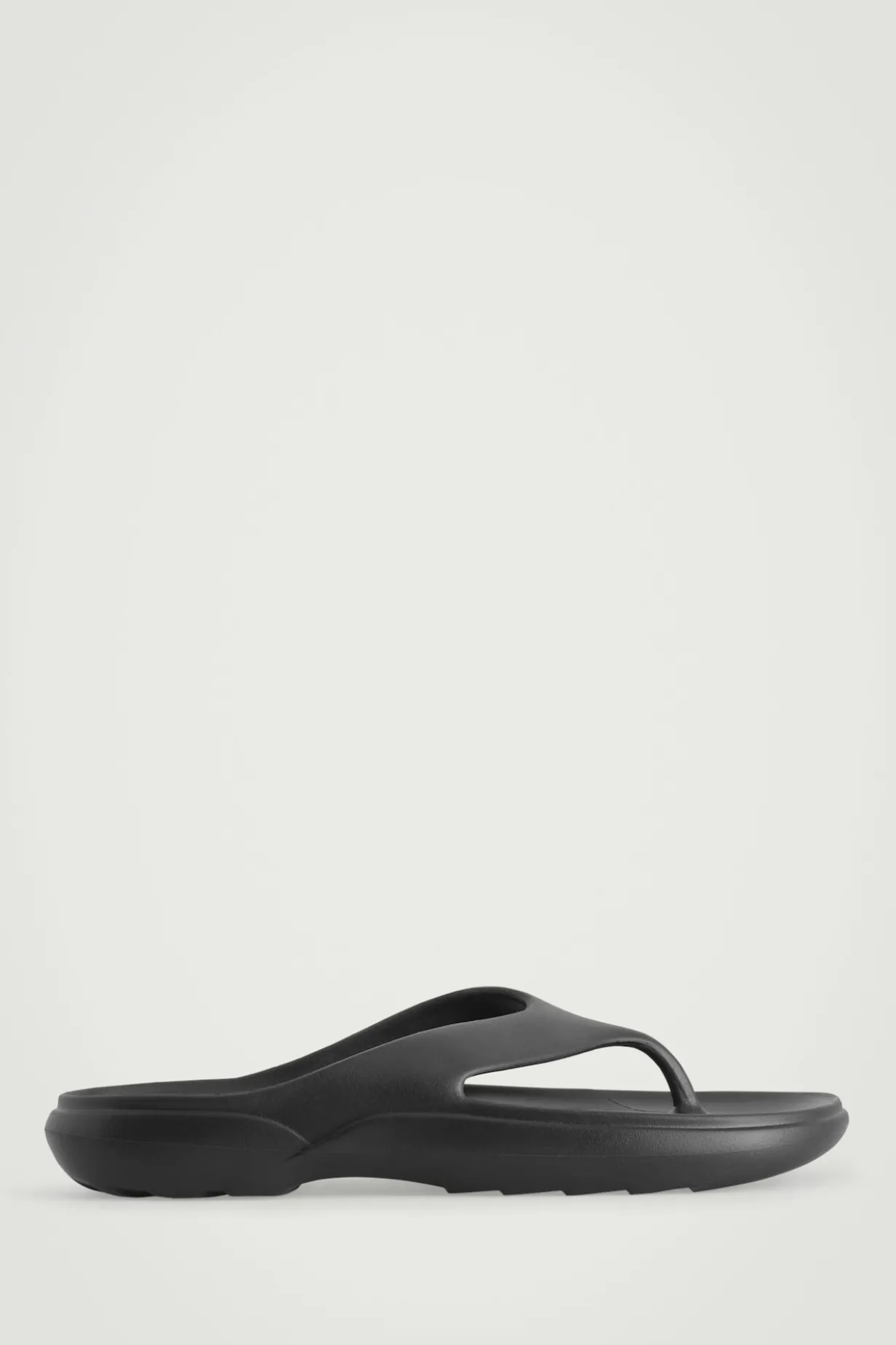 LEICHTE FLIP-FLOPS AUS EVA