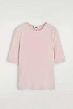 LEICHTES, SCHMAL GESCHNITTENES T-SHIRT