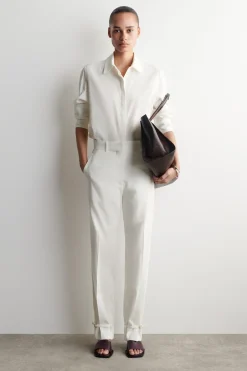 LEINENHOSE MIT GERADEM BEIN