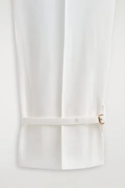 LEINENHOSE MIT GERADEM BEIN