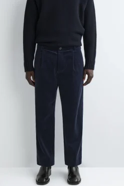 LOCKERE CORDHOSE MIT GERADEM BEIN UND FALTEN